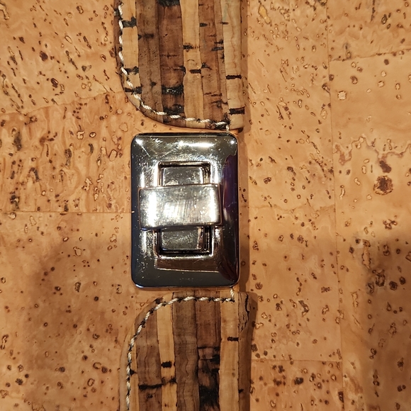 Portuguese Cork Purse - Picture 3 of 9